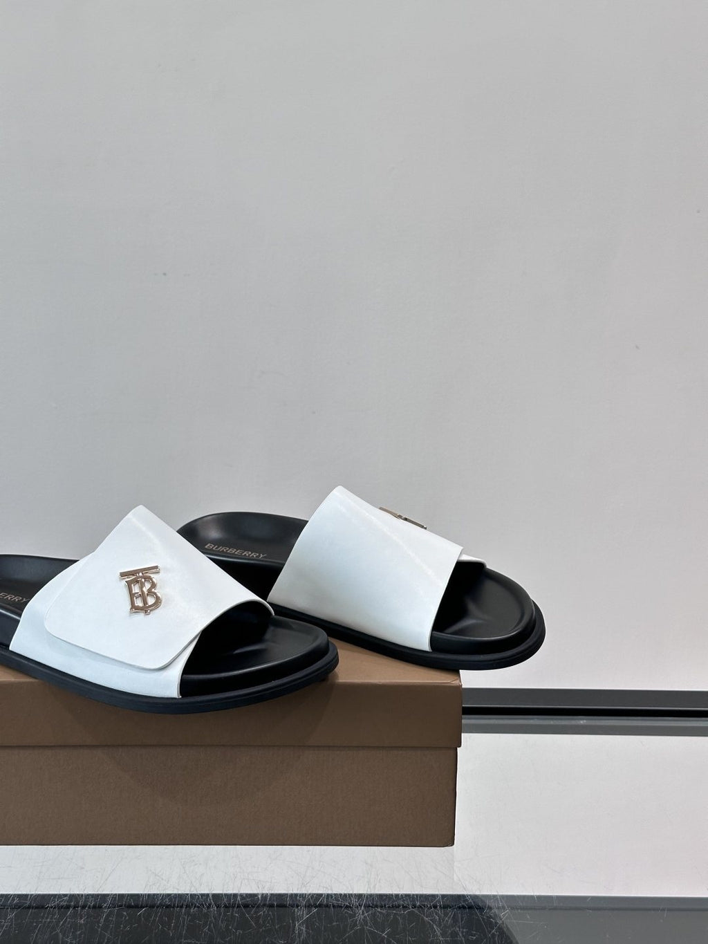 Burberry Men’s White Leather Logo Slide Sandals — side