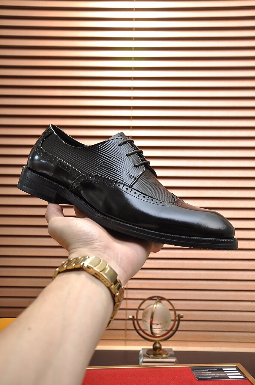 Louis Vuitton Textured Panel Lace-Up Dress Shoes — side