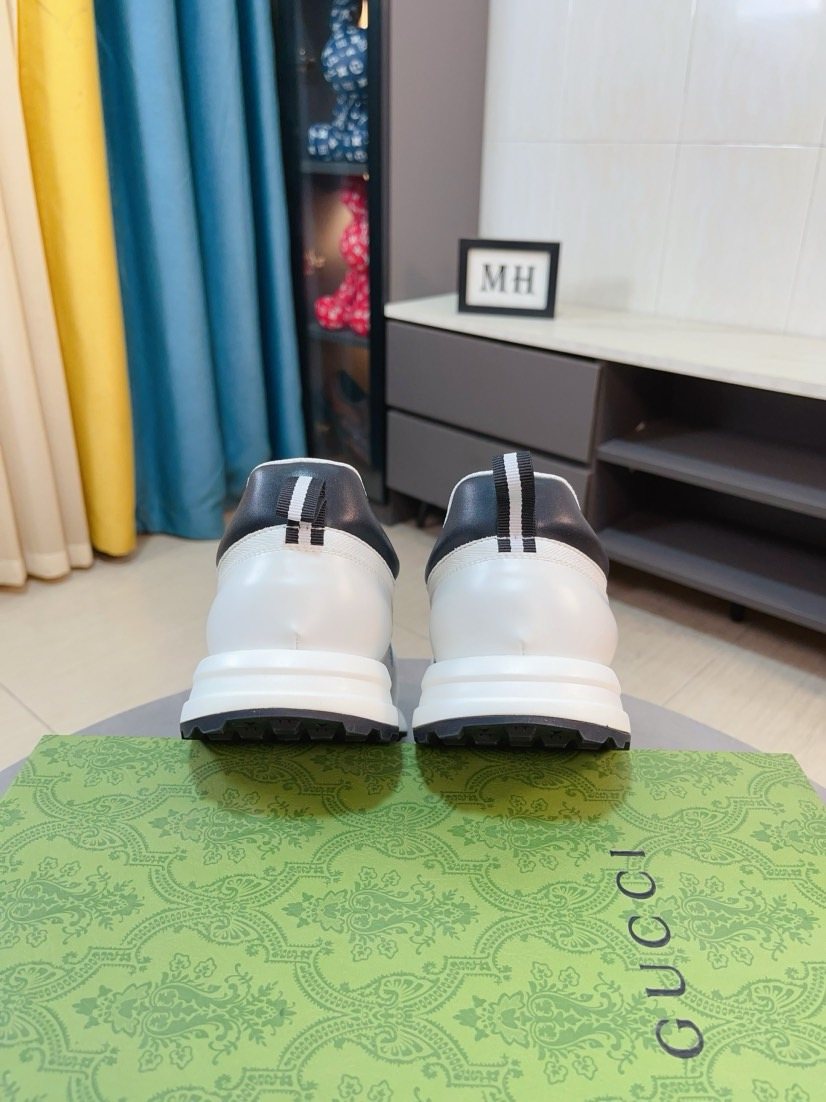 Gucci Contrast Panel Low-Top Sneakers — back