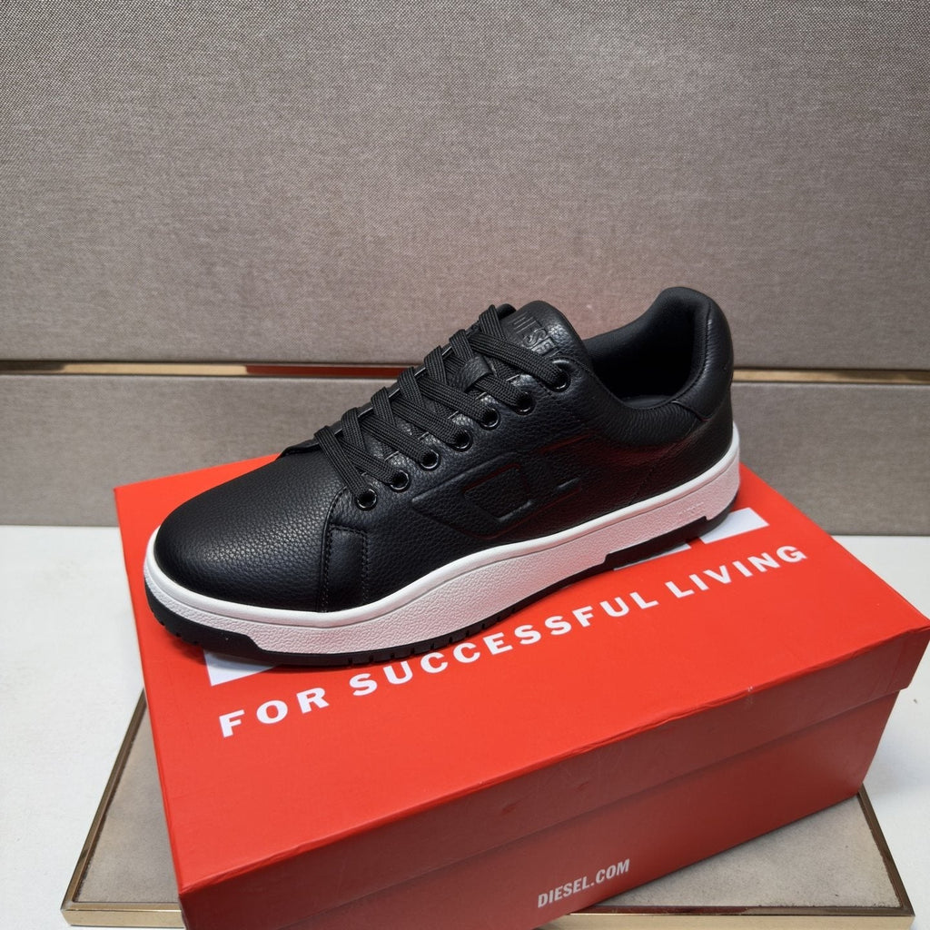 DIESEL Paneled Low-Top Sneakers — side