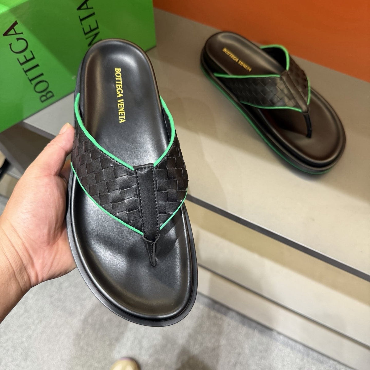 Bottega Veneta Black & Green Thong Sandals — model